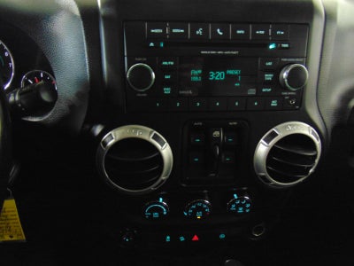 2012 Jeep Wrangler Unlimited Sahara