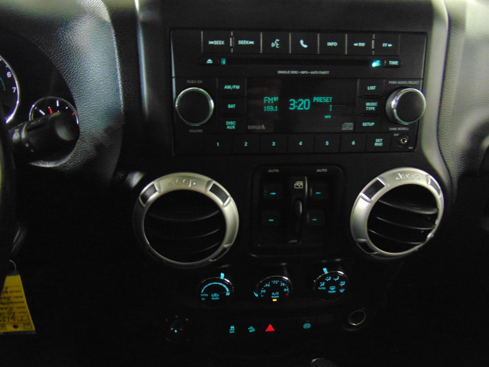 2012 Jeep Wrangler Unlimited Sahara