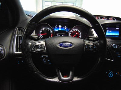 2017 Ford Focus ST
