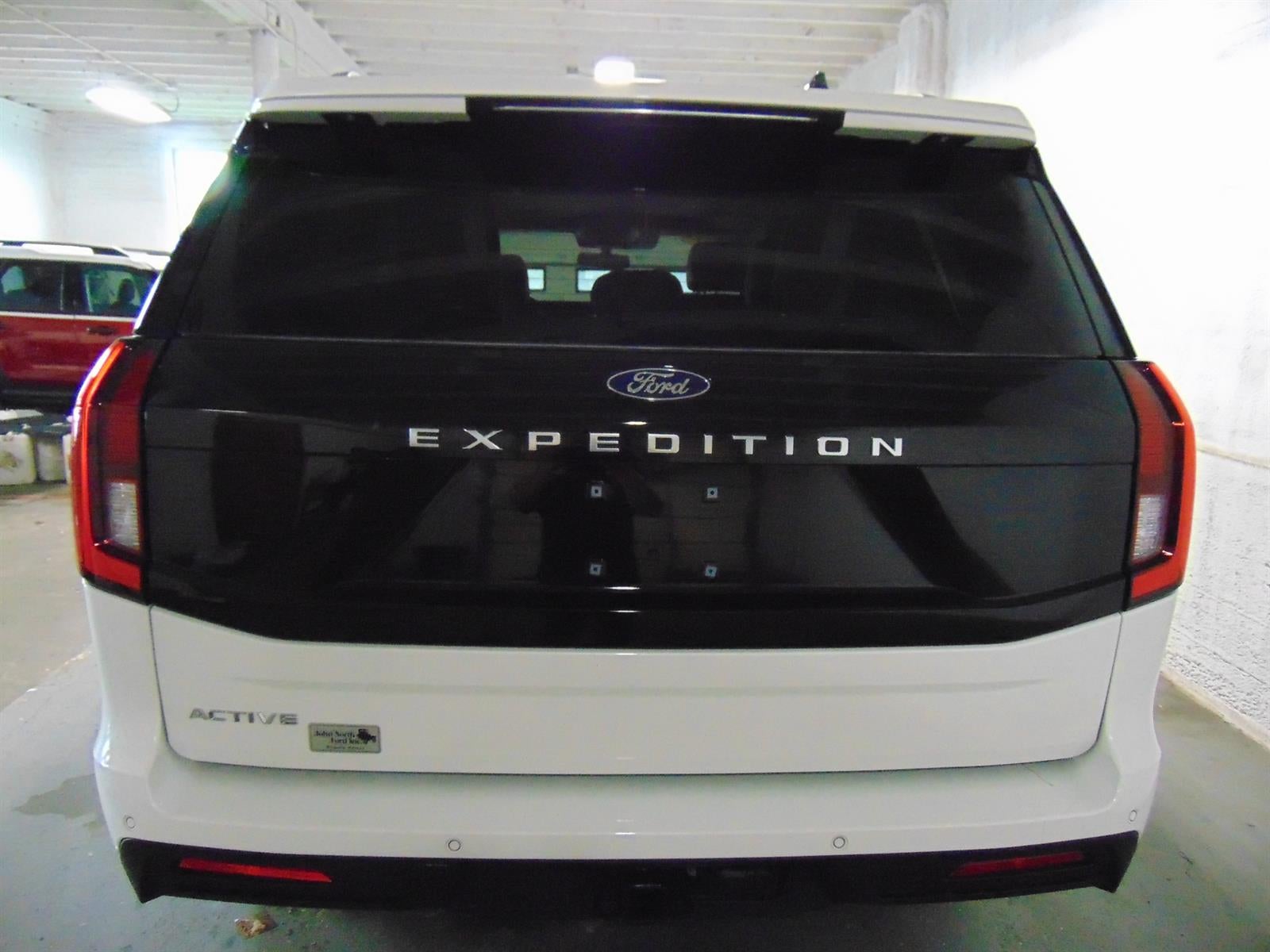 2025 Ford Expedition Active