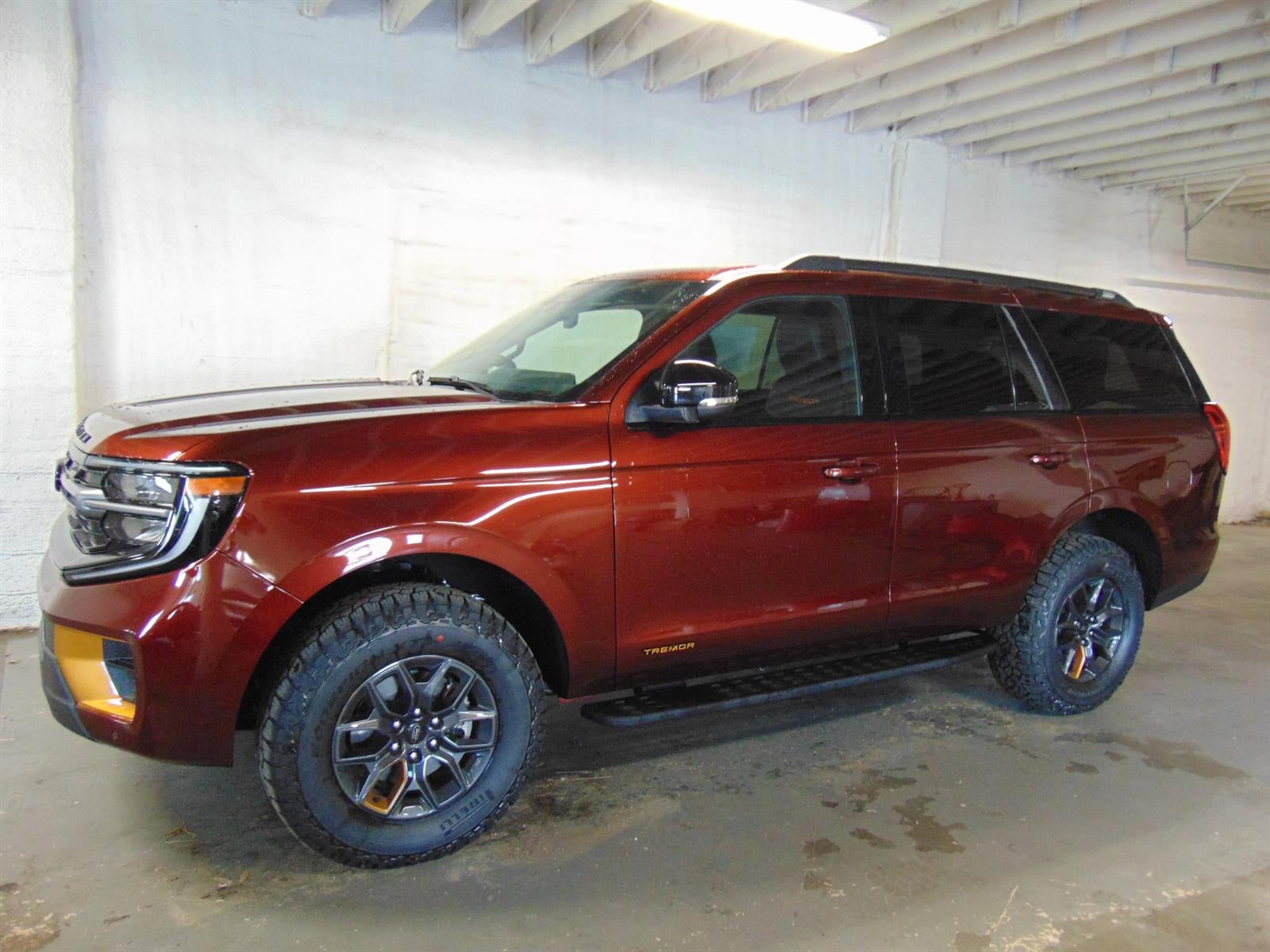 2027 Ford Expedition TREMOR 4X4