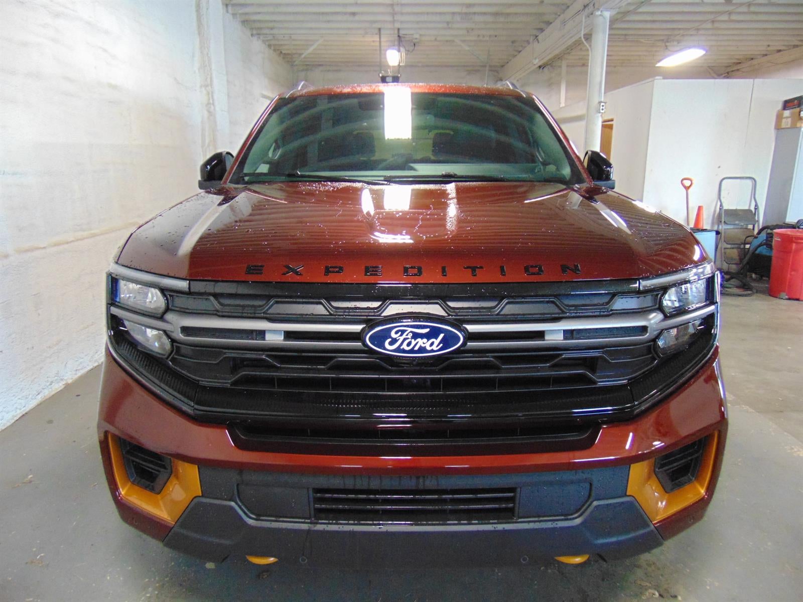 2027 Ford Expedition TREMOR 4X4
