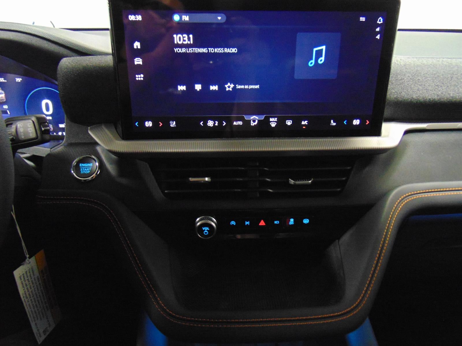 2026 Ford Explorer TREMOR AWD