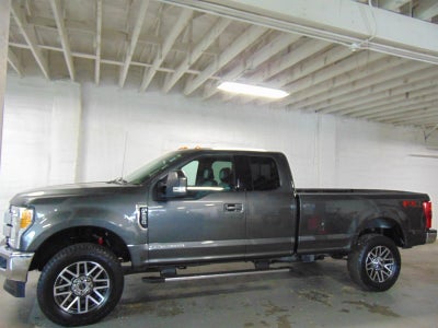 2017 Ford F-250 Super Duty Lariat