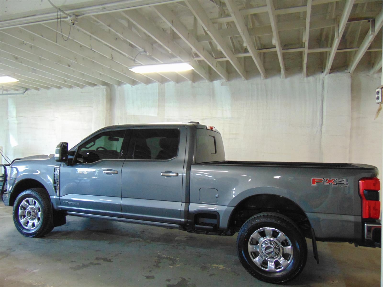 2024 Ford F-350 Super Duty Lariat