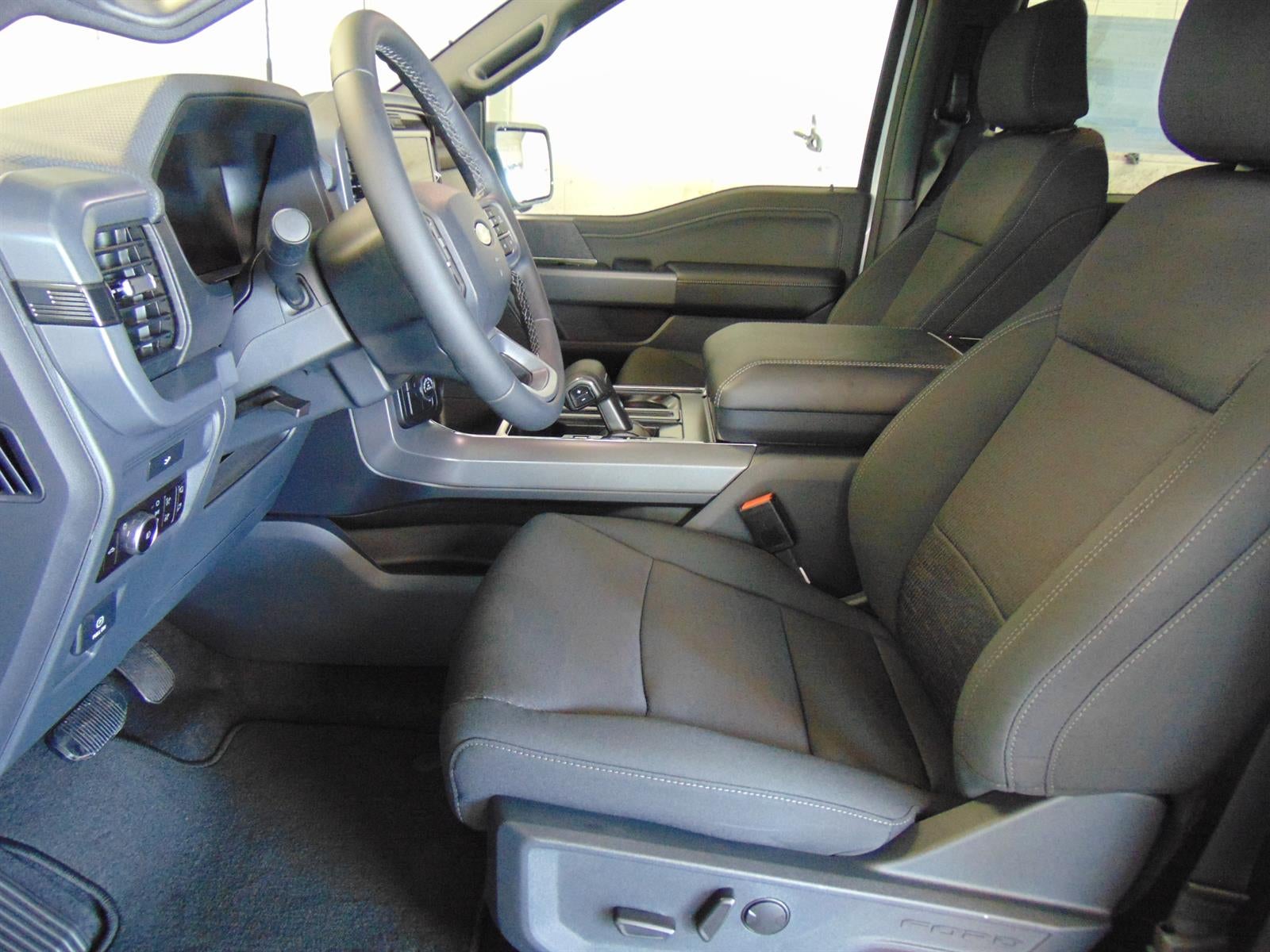 2026 Ford F-150 XLT 4WD SUPERCREW
