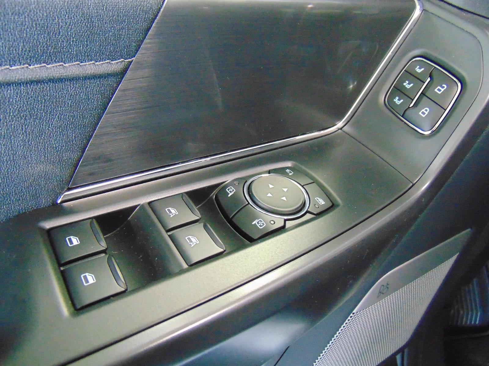 2026 Ford F-150 LARIAT 4WD SUPERCREW