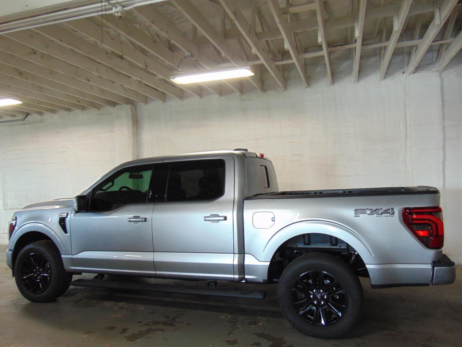 2026 Ford F-150 PLATINUM 4WD