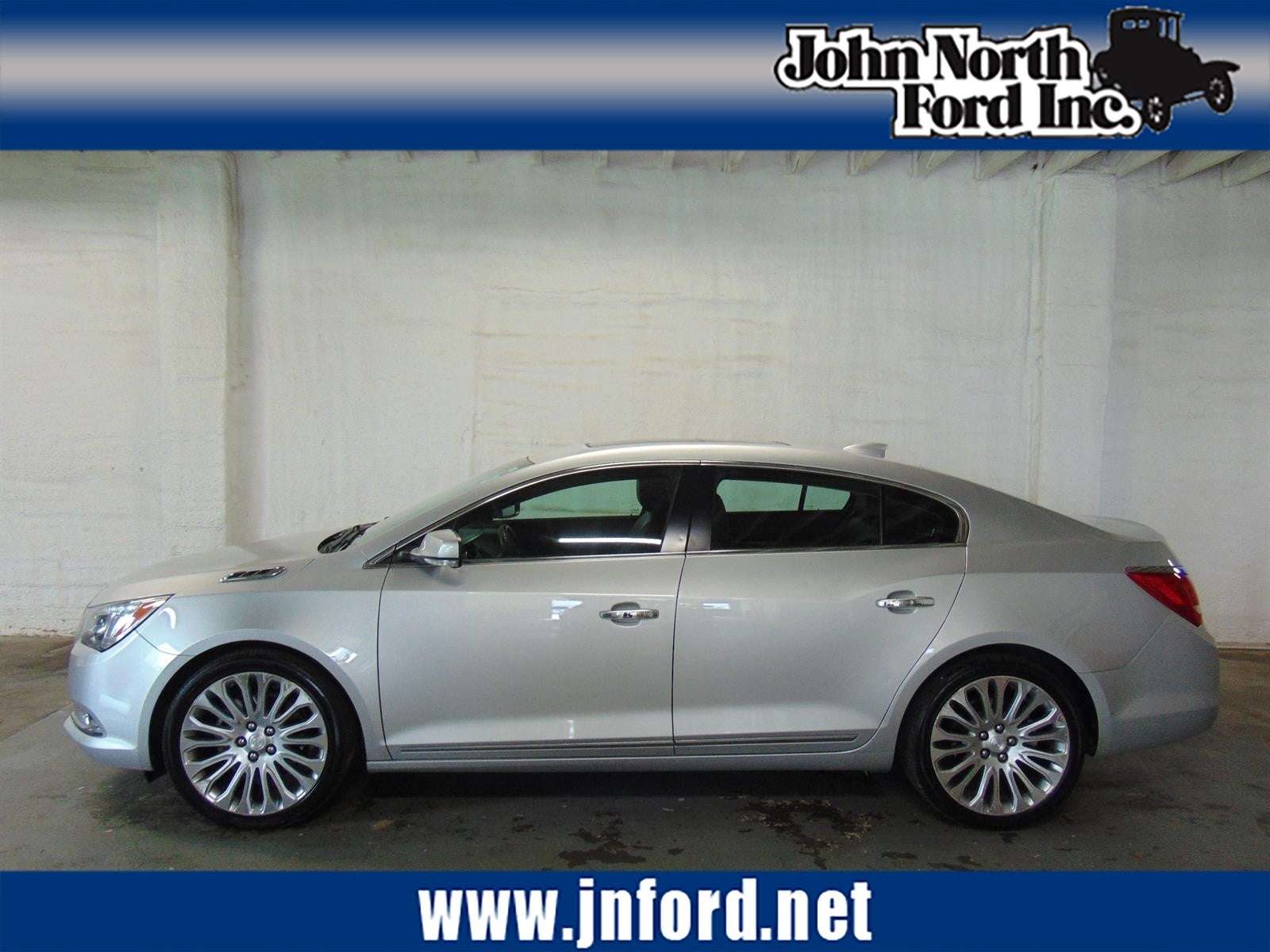 2015 Buick LaCrosse Premium 2's photo