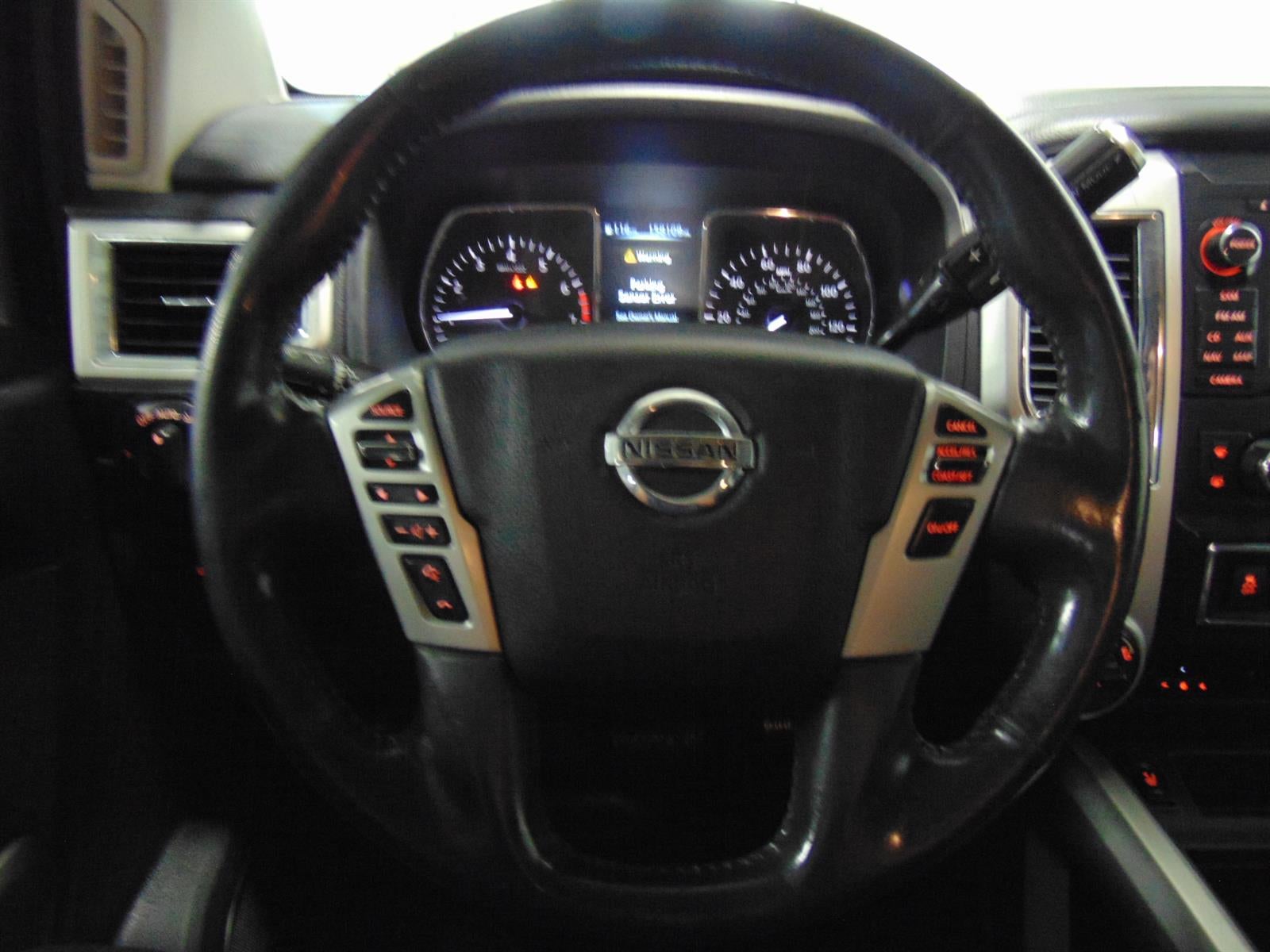 2017 Nissan Titan SV