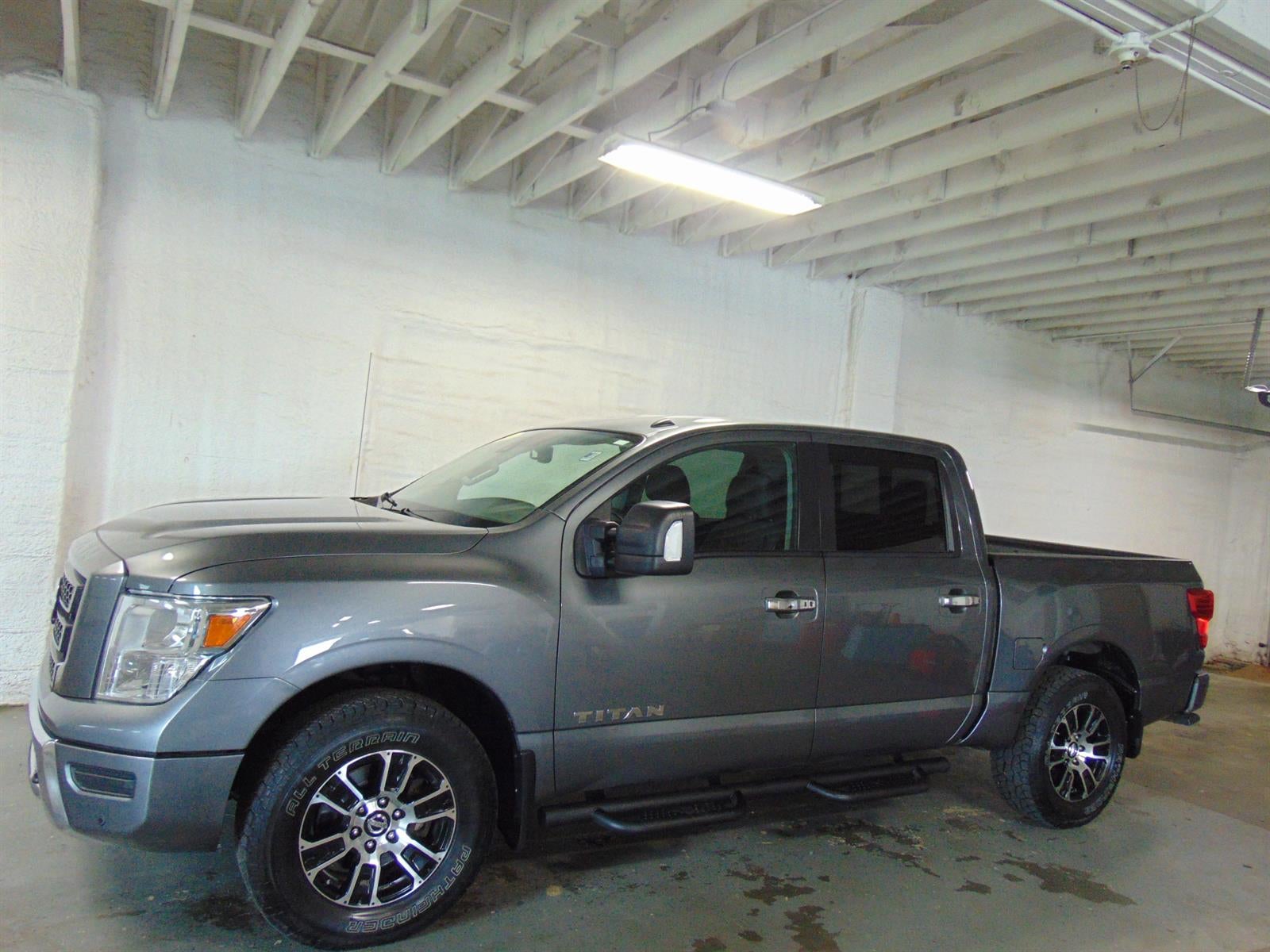 2021 Nissan Titan SV