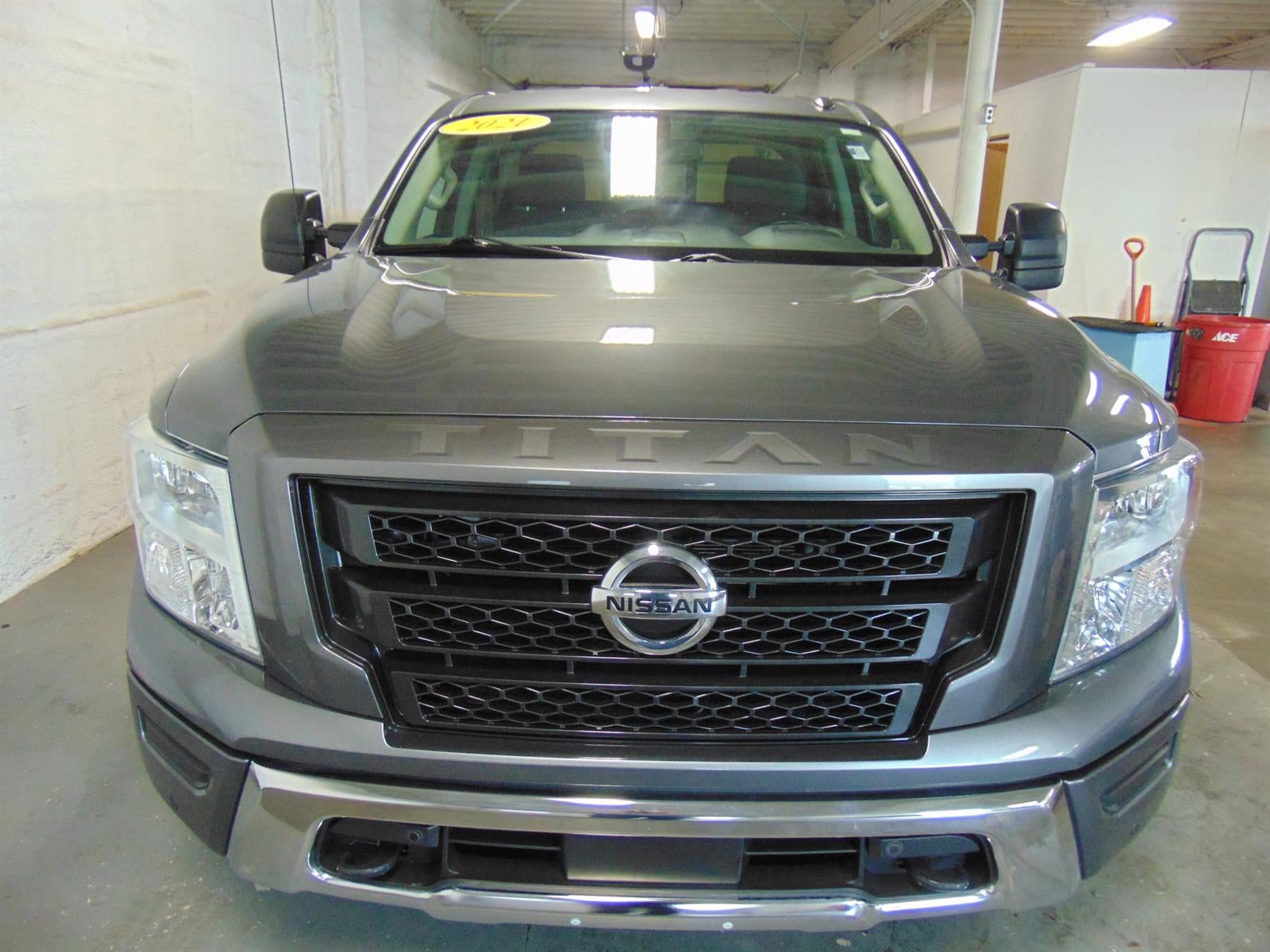 2021 Nissan Titan SV