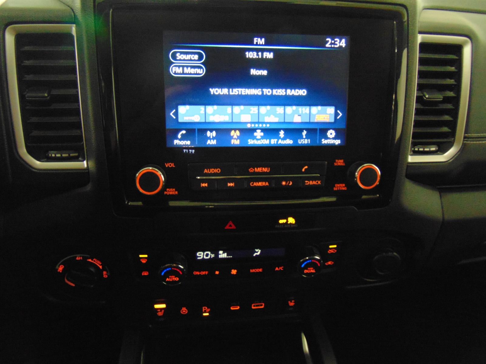 2023 Nissan Frontier SV