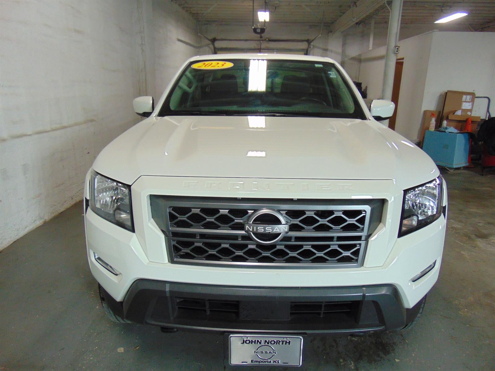 2023 Nissan Frontier SV