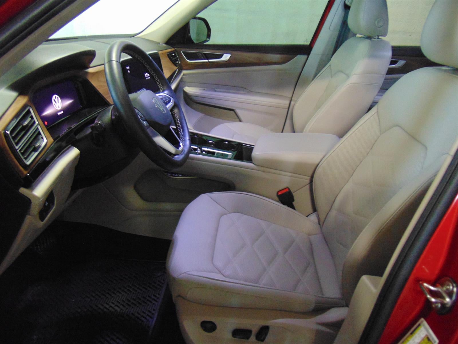 2024 Volkswagen Atlas SE