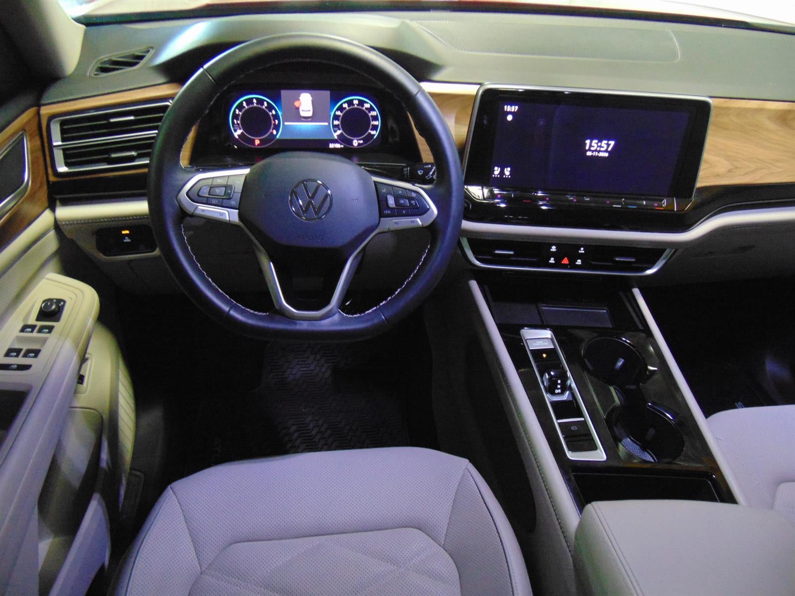 2024 Volkswagen Atlas SE