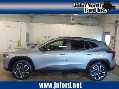 2025 Chevrolet Trax RS